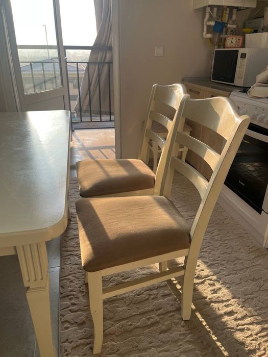 Мебель для кухна