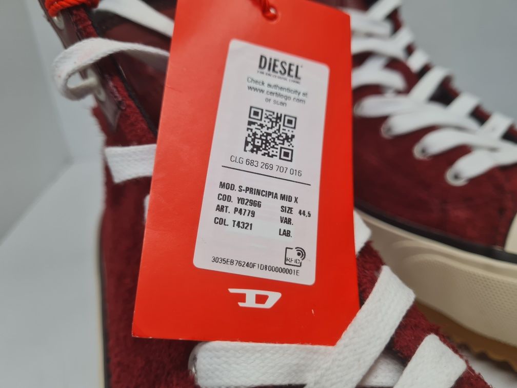 Кецове Diesel S-Principal Mid 

Чисто нови с кутия. 

Размер 44.5 стел