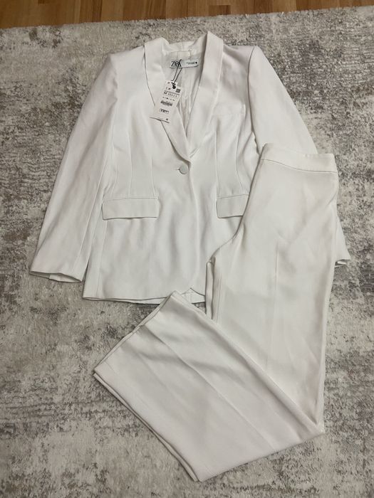 Set Zara nou cu eticheta