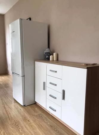 Дава се под наем Двустаен апартамент в Бургас, Център - 42 кв.м за 408 € - Снимка #4