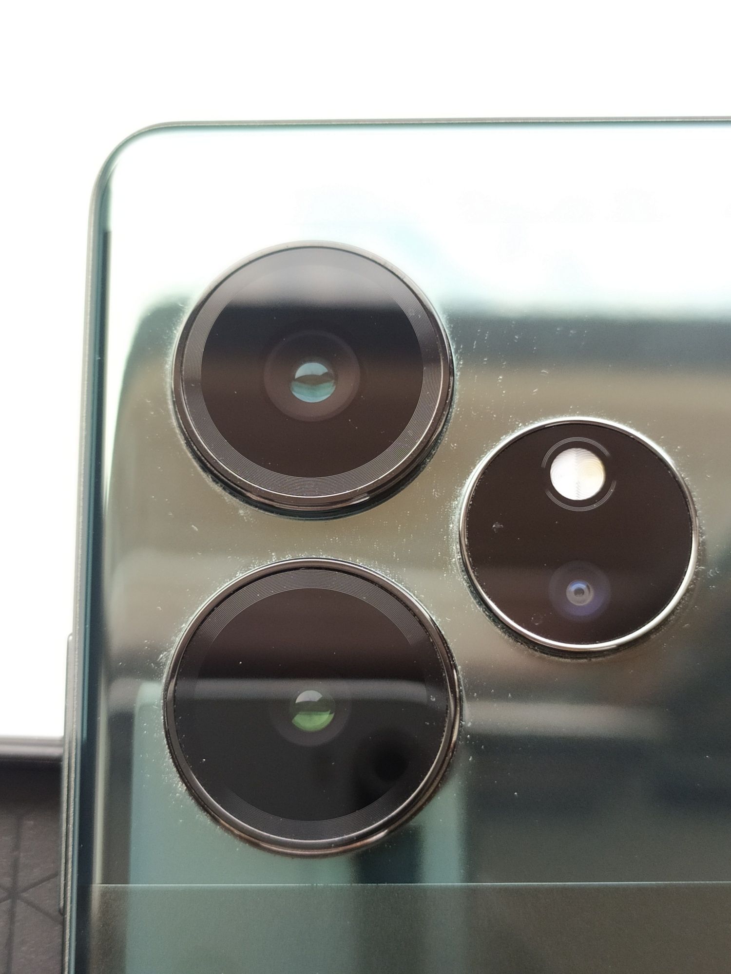 Realme GT6 в идеальном состоянии