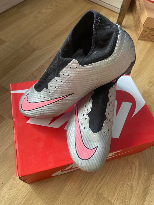 Бутонки Nike Mercurial