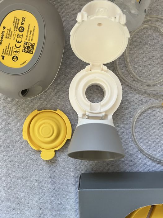 Medela Единична двуфазна електрическа помпа за кърма Solo+