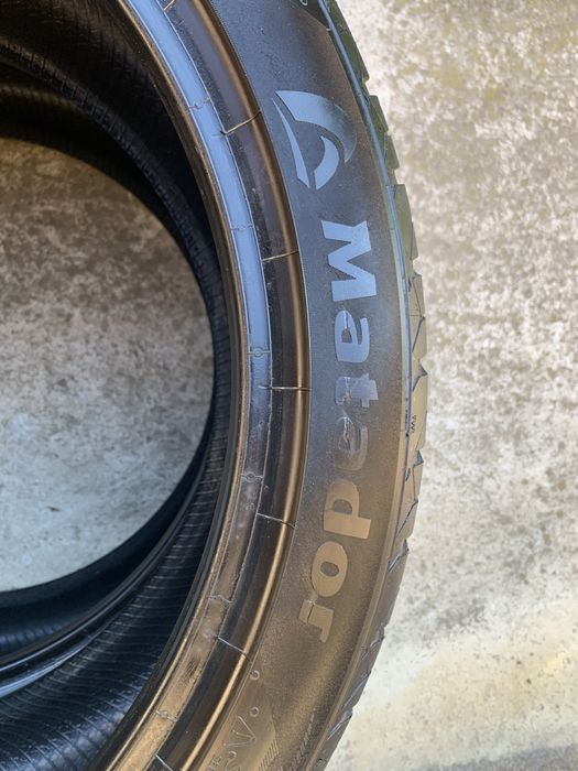 Anvelope vară Matador 235 40 19