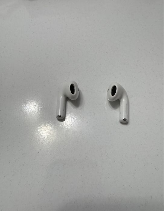 Casti Apple AirPods 4