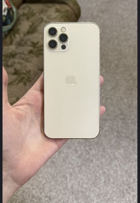 Iphone 12 pro gold