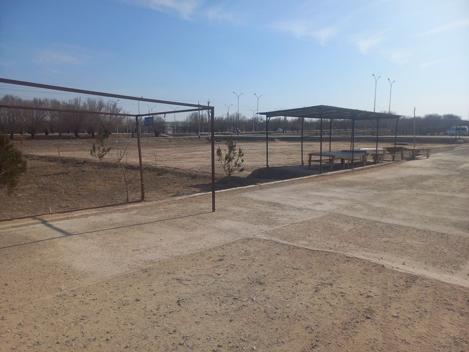 Банк балансидаги  Савдо комплекси (бозор) фоизсиз булиб тулашга сотила