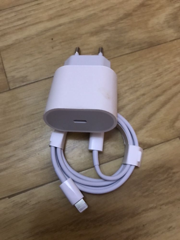 Оригинално Зарядно за iPhone 15/15pro/15 pro max fast charge