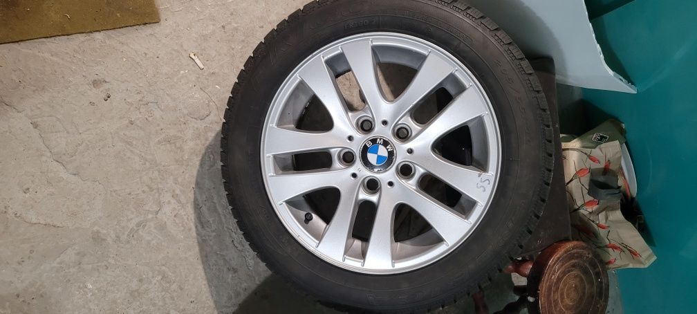 Roți r16 BMWcu anvelope de iarnă 205/55/16 BMW