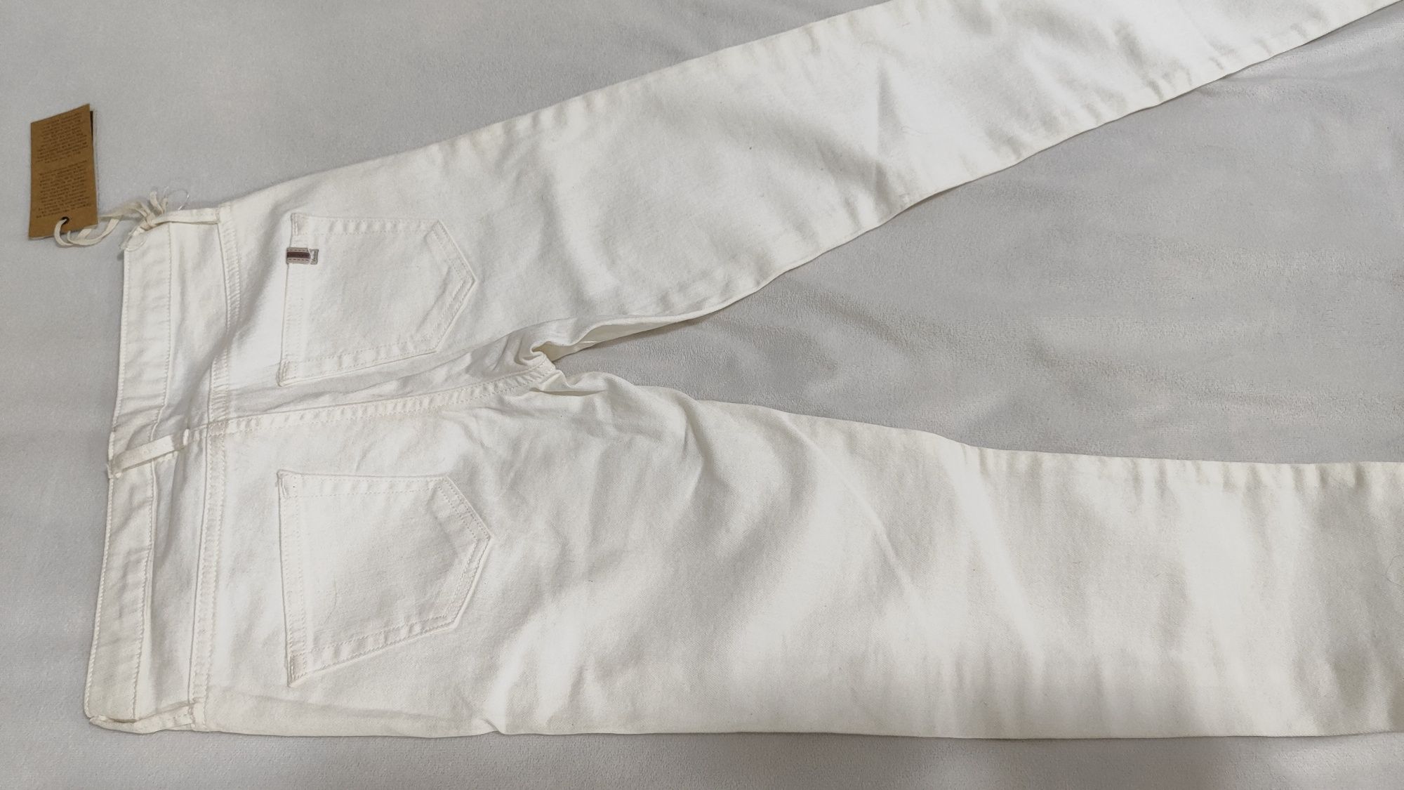 Mango и Benetton фирменные джинсы
