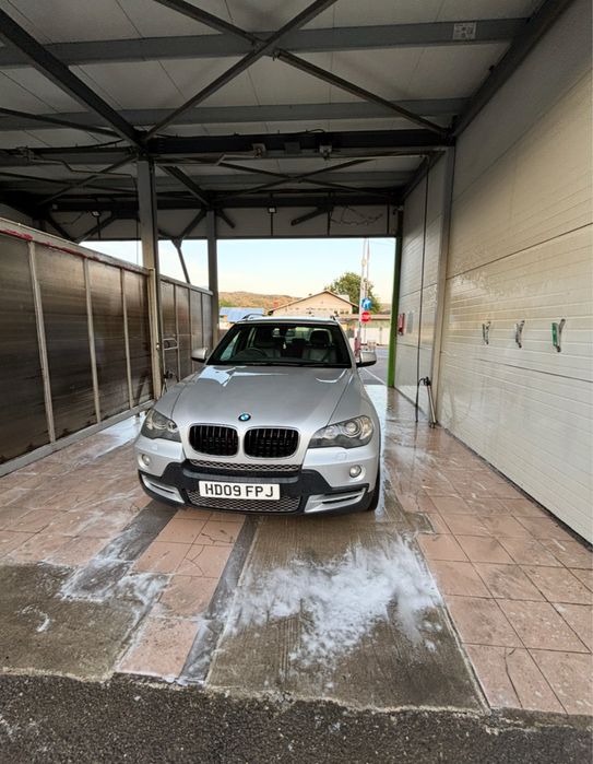 Vând BMW X5 2009