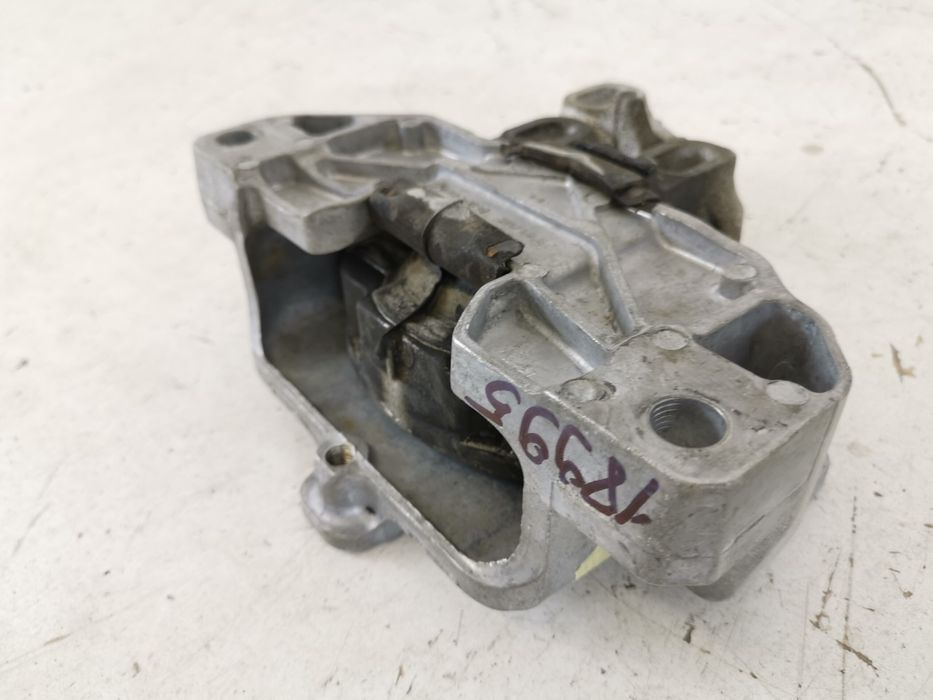 Тампон Мотор Мерцедес-Бенц / Mercedes-Benz A-Class W177/V177 Оригинале