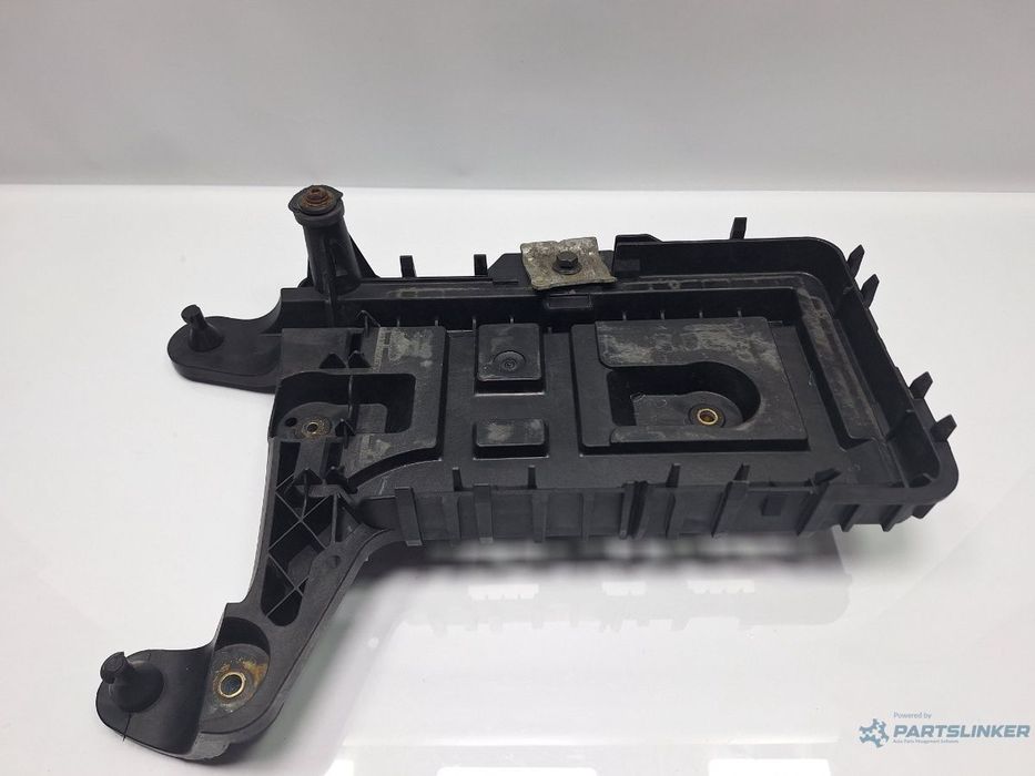 Suport baterie SKODA SUPERB II Estate 3T5 2009 - 2015 TDI CBBB, CFGB 1K0915333H