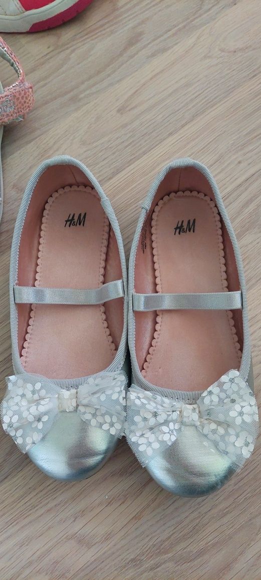 Sam Edelman, MICHAEL KORS, HM, Tom Tailor, Puma сандали