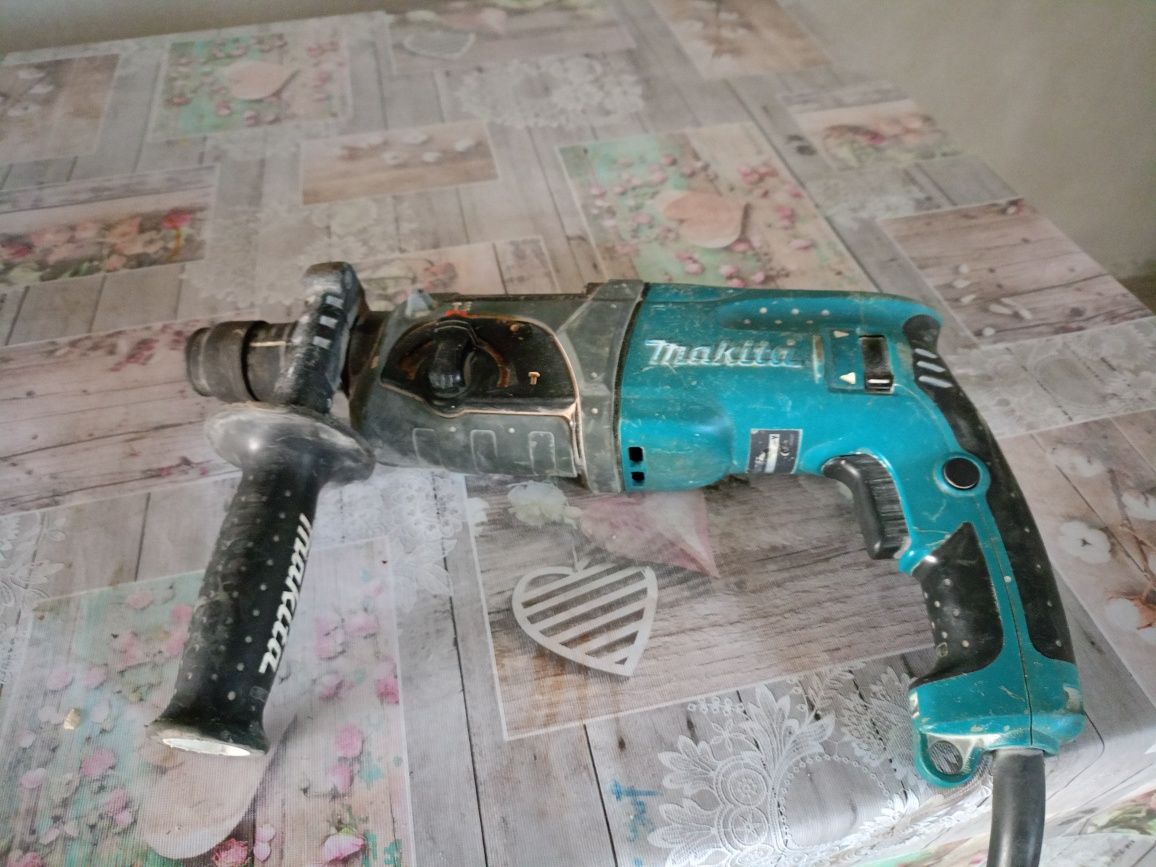 Rotopercutor makita