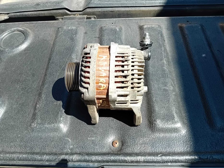 Vand Alternator Nissan Navara D40