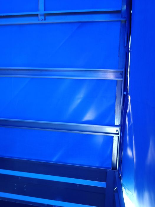 Полско ремарке Faro