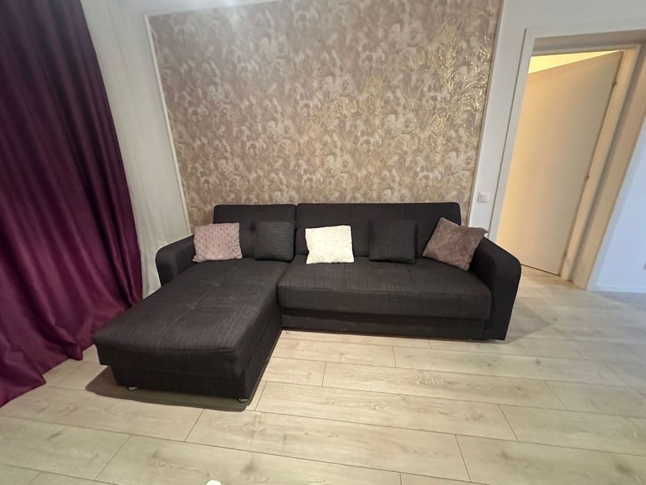 Vând canapea 262 Lungime pe 160