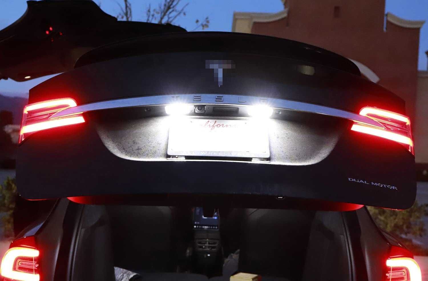 Lampi numar inmatriculare LED dedicate TESLA 3, TESLA Y