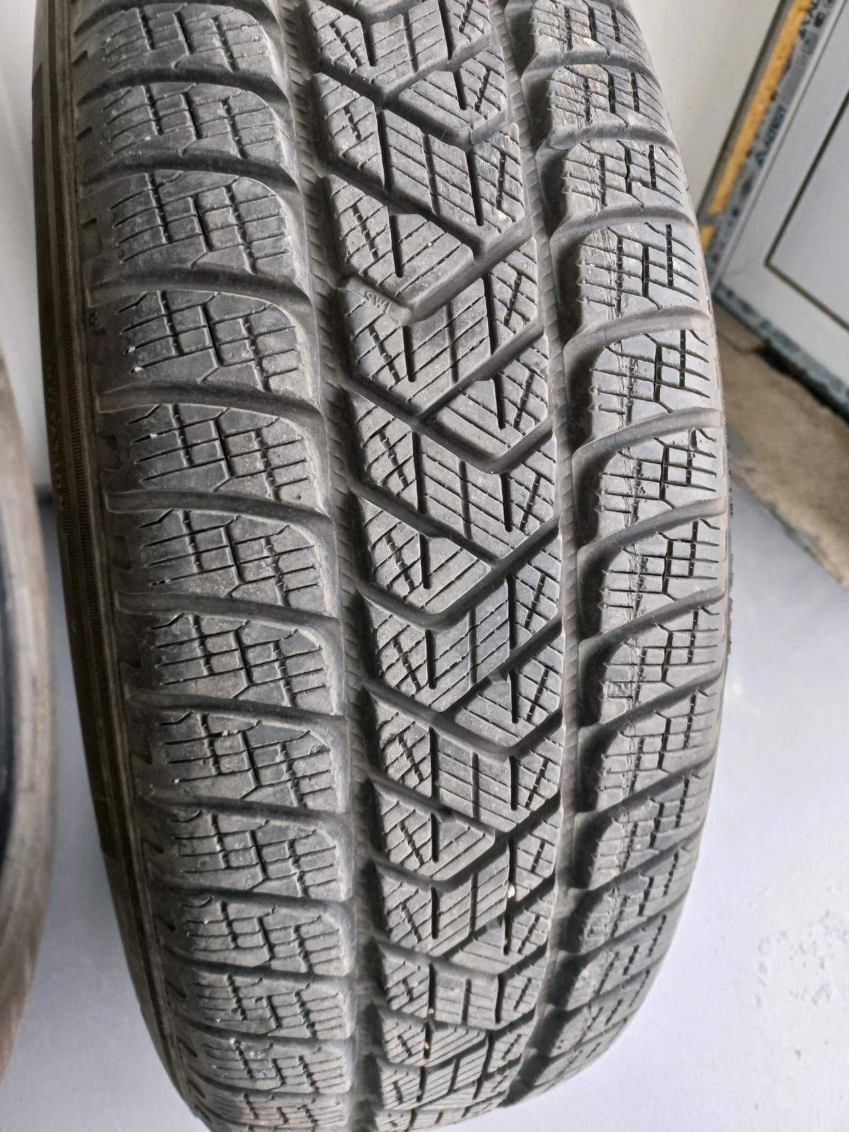 Pirelli Scorpion Winter 215/65/17