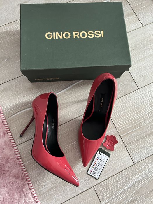 Цикламени обувки Gino Rossi