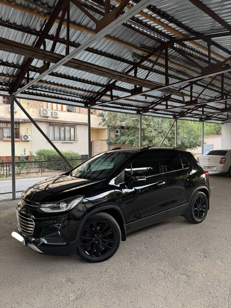 Trker 1 PREMIER Qora Rang
