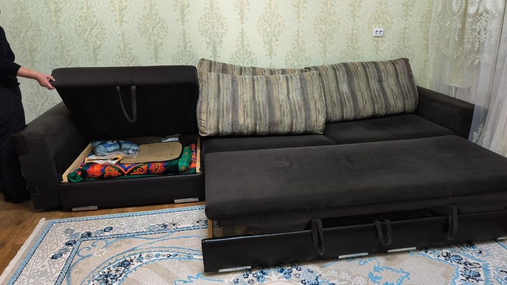 Диван в отличном состоянии