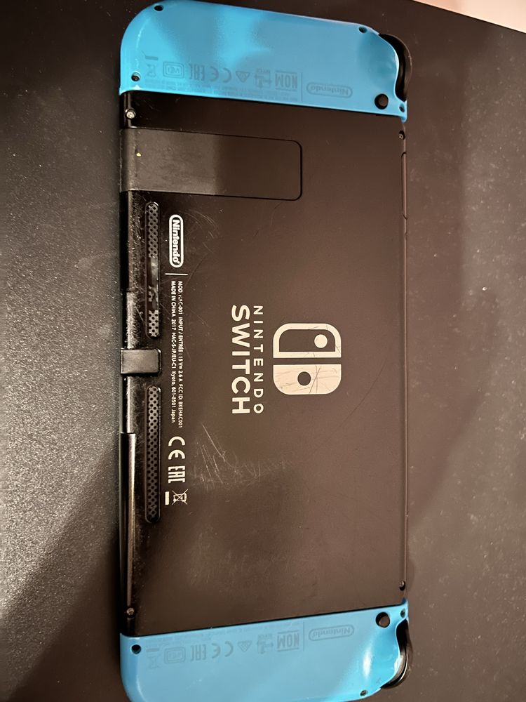 Nintendo Switch v1