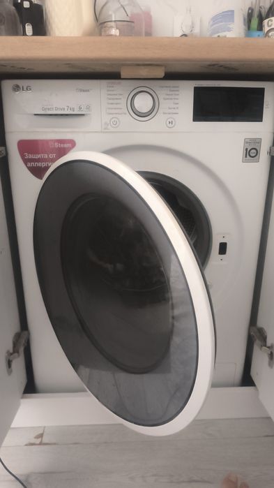 Продам стиральную машину LG,