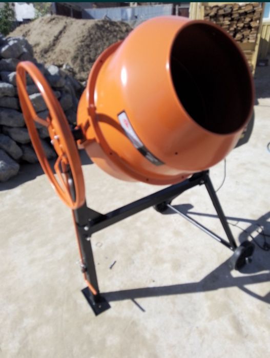 Миксер Бетономешалка