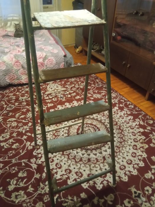 Продается времянка лестница