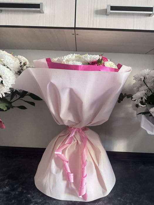 Букет цыеты свежие, сегодняшние