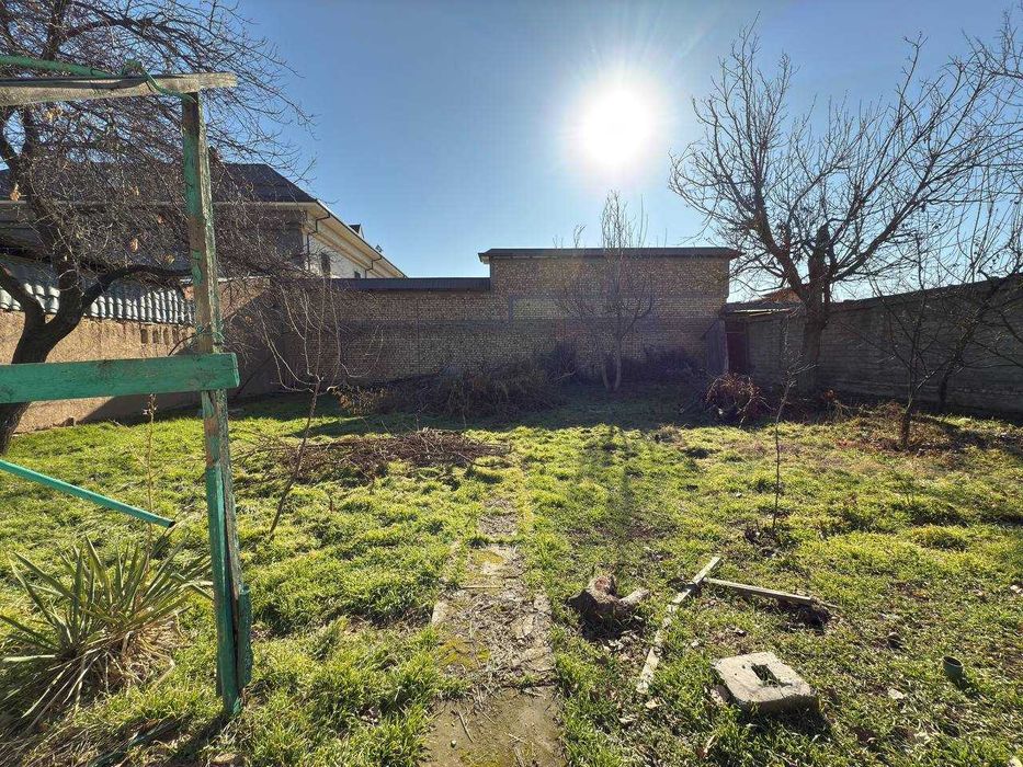 Продаётся участок с домом 6 соток