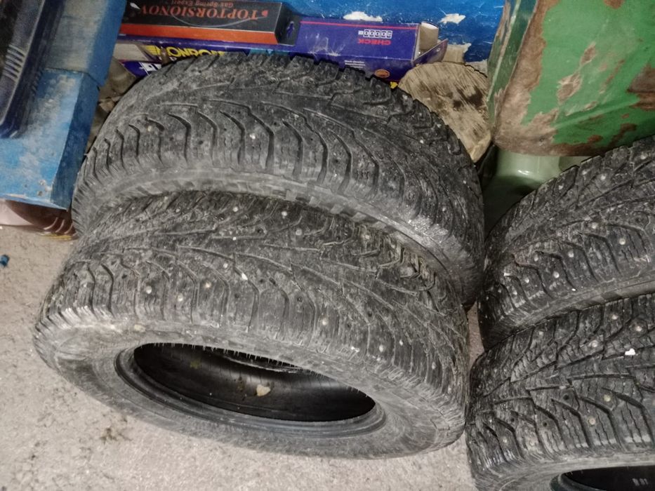 Продам резину  зимнюю