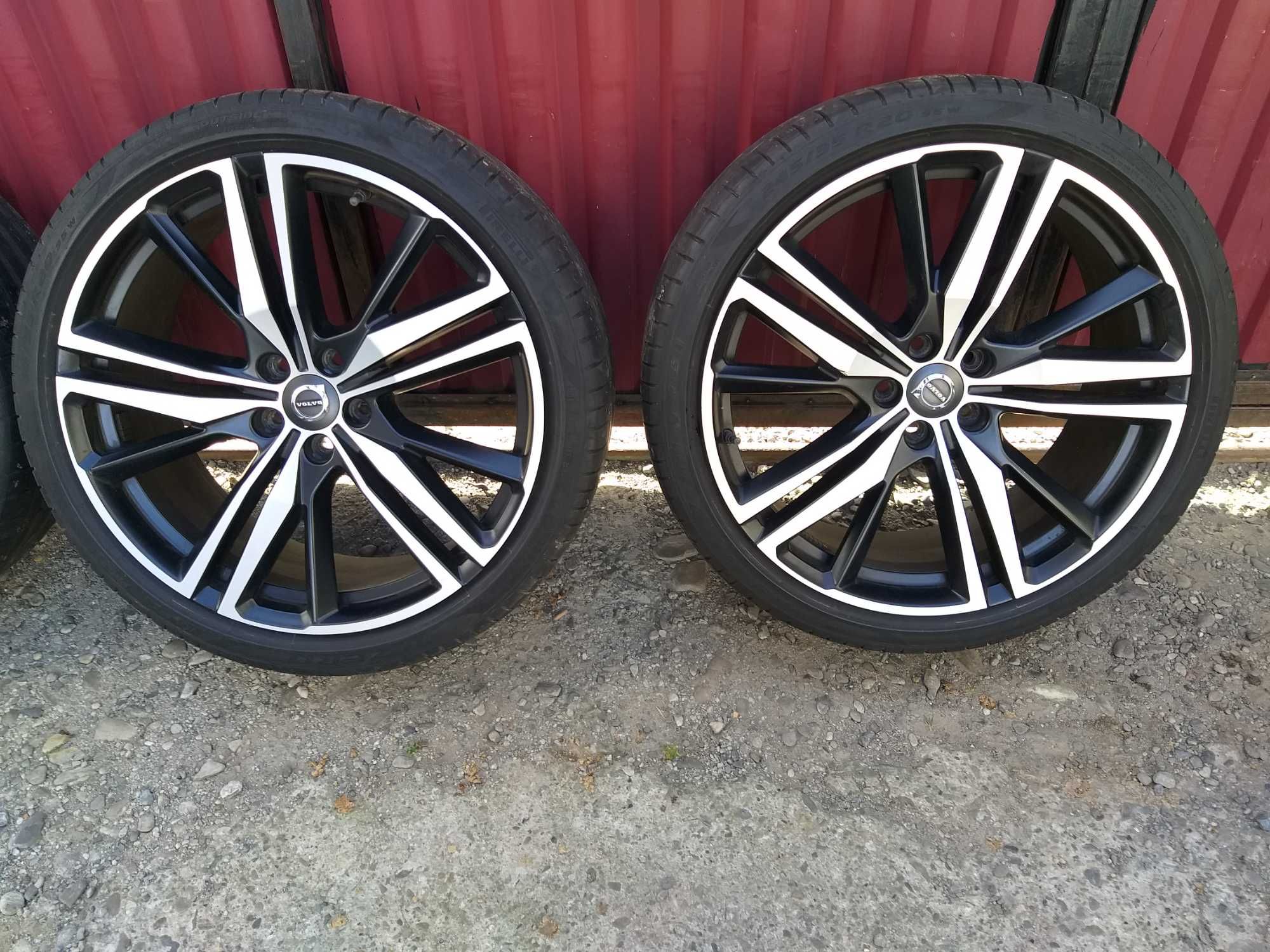 Jante R20 VOLVO 5 Triple Spoke Matte Black Diamond Cut