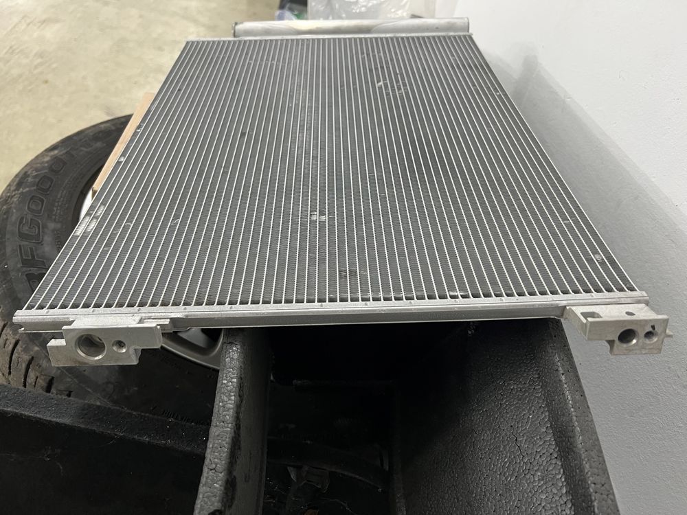 Radiator AC 1234yf 921005FA0A T47537B 812501 Dacia Renault benzină