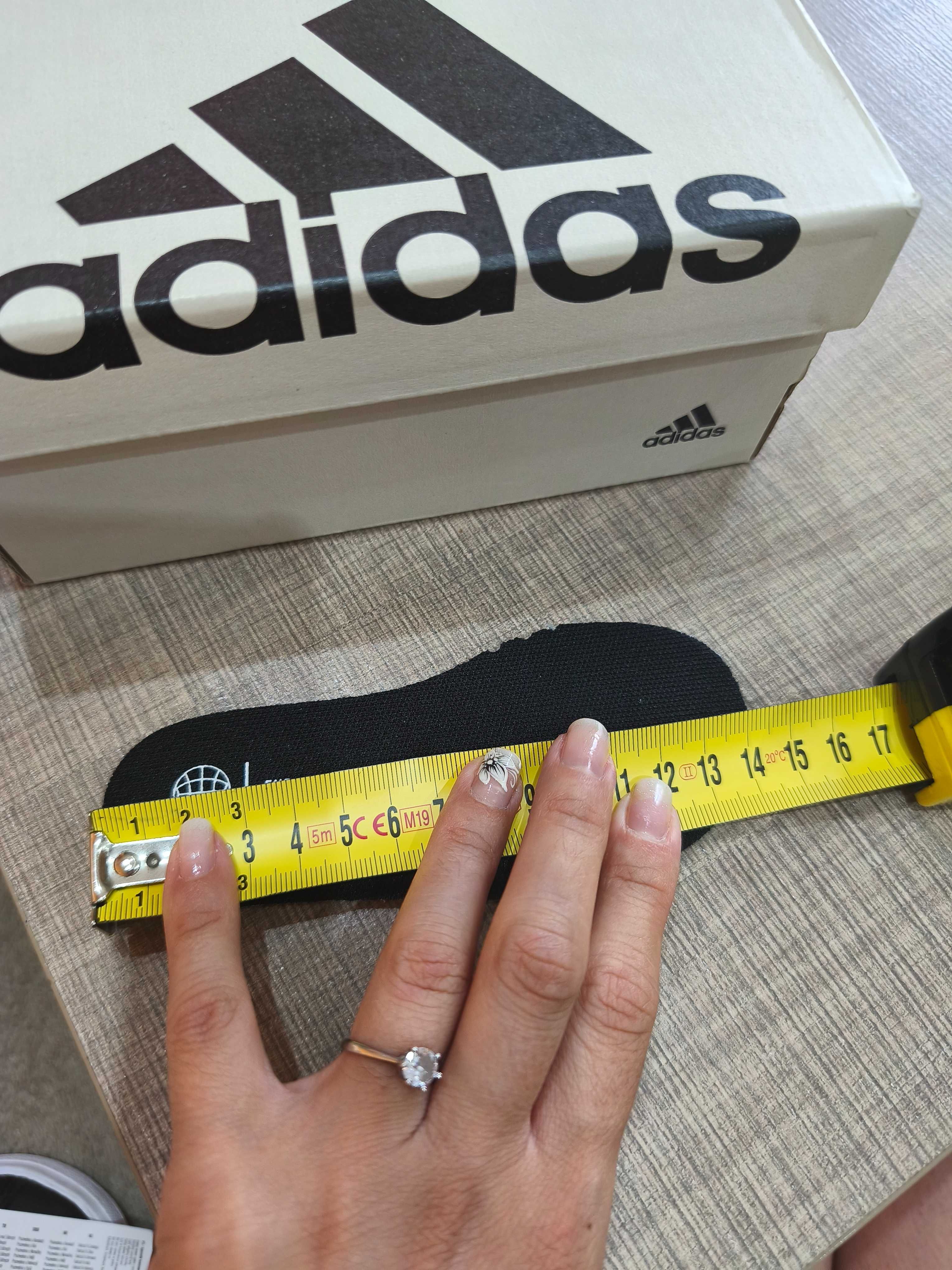 Маратонки Adidas