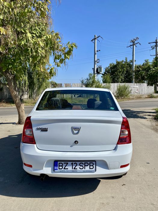 Dacia Logan  2010