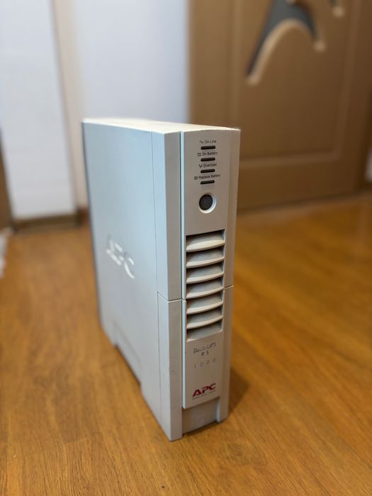 UPS APC Back RS 1000 VA si 800, defecti
