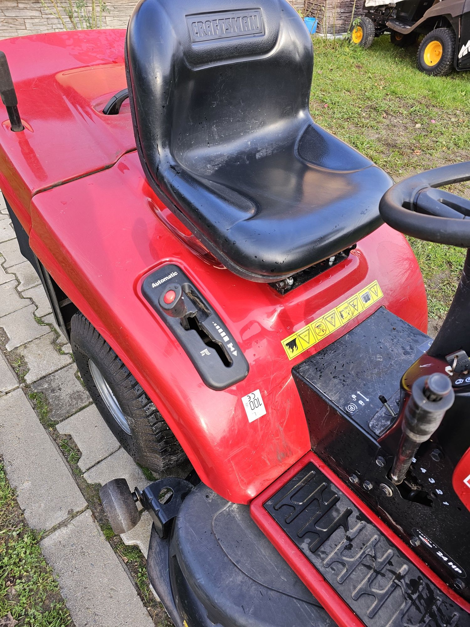 Tractoras Husqvarna Craftsman 24 cp