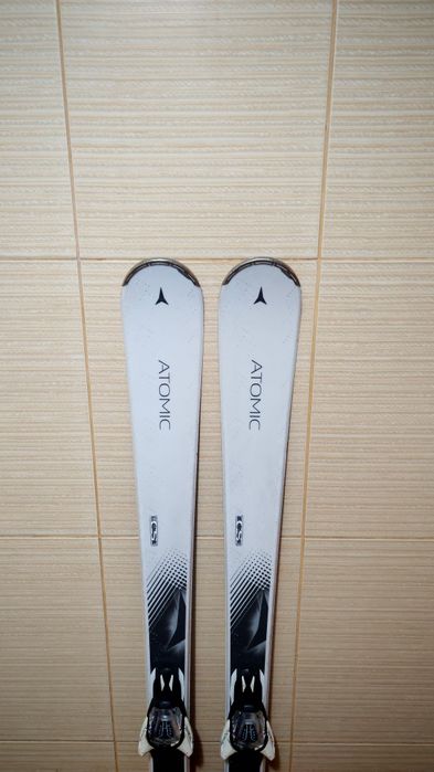 Schiuri atomic cloud 155 cm- clapari ski