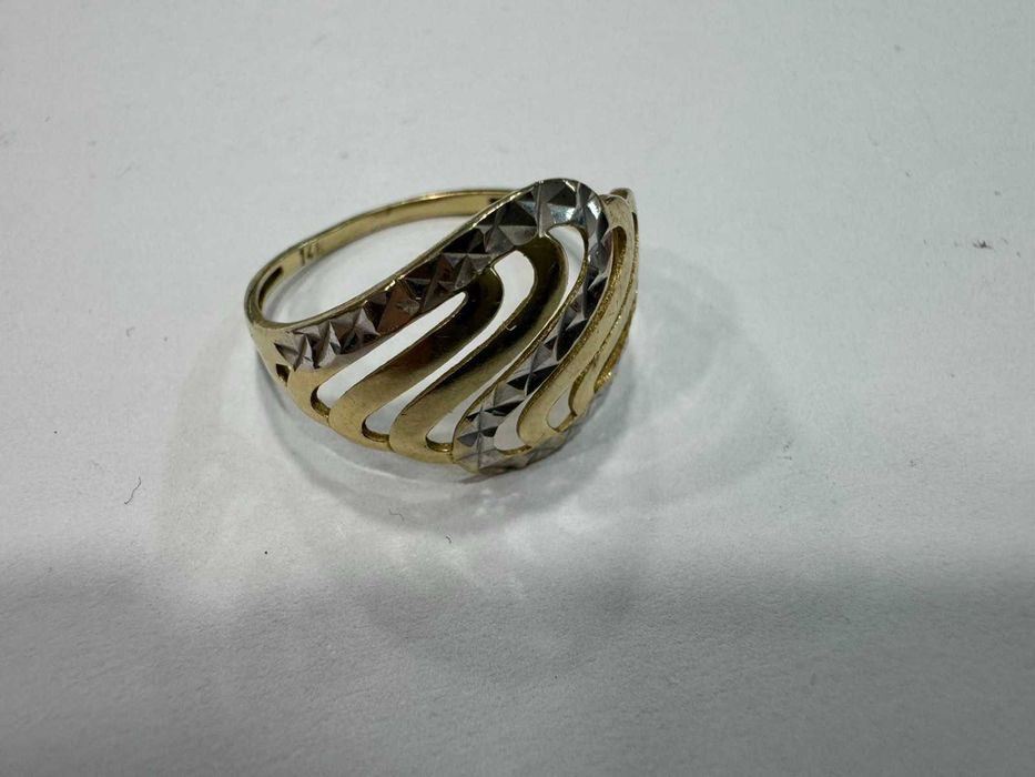 Златен пръстен 14К- 1,54гр