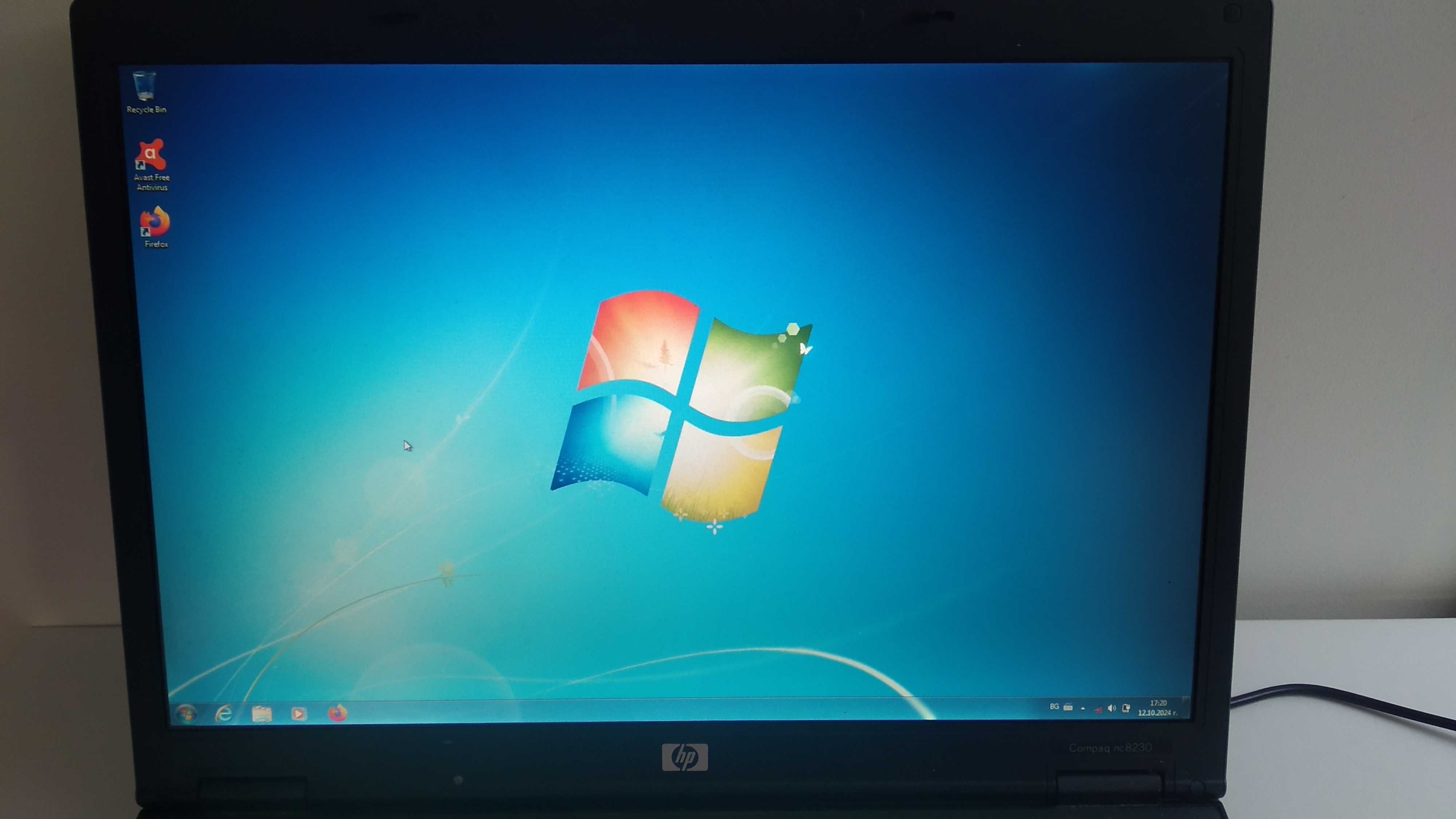 Лап топ HP Compaq nc8230/Работна станция