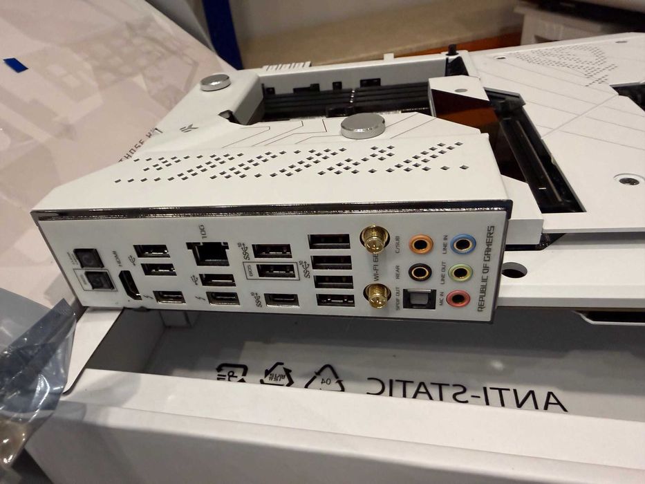 Дънна платка ASUS ROG MAXIMUS Z690 FORMULA, Socket 1700