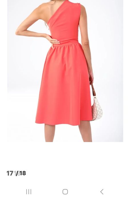 Продам платье праздничное