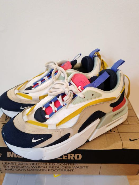 Оригинални маратонки NIKE