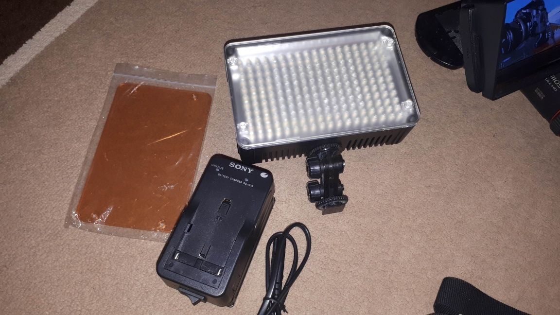Panasonic  AG-AC 90