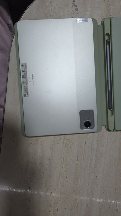 Tableta lenovo m11