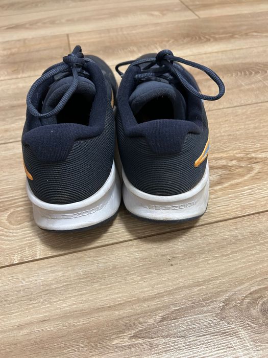 Тенис маратонки Nike 45 номер