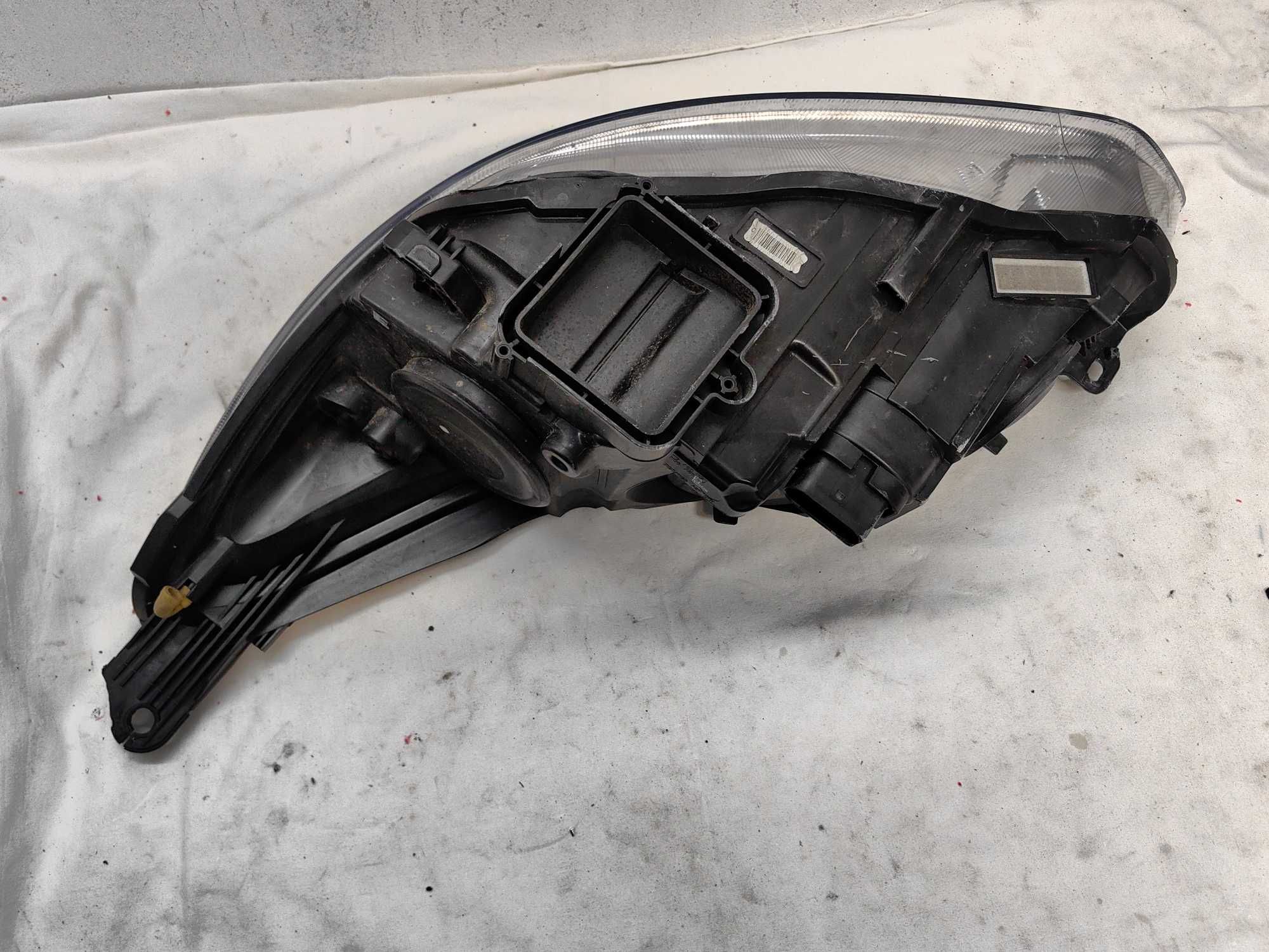 Оригинален фар Форд Фокус  Ford Focus Led